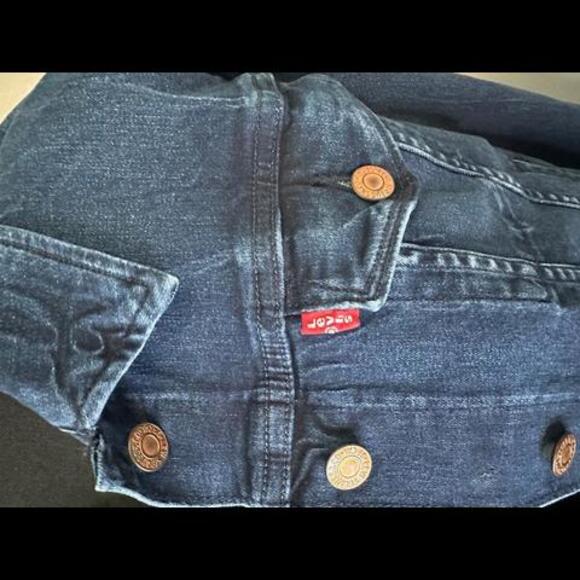 EUC Levi's Denim Jacket, Size XL - Picture 2 of 6
